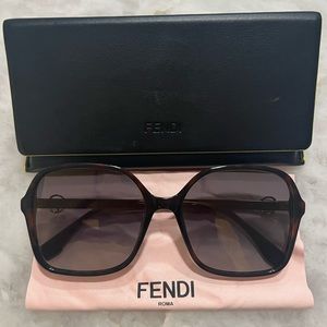 Fendi Oversized Square Sunglasses, gorgeous